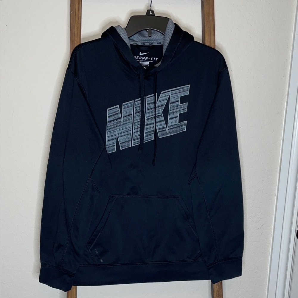Nike Men’s Black Therma-FIT Hoodie